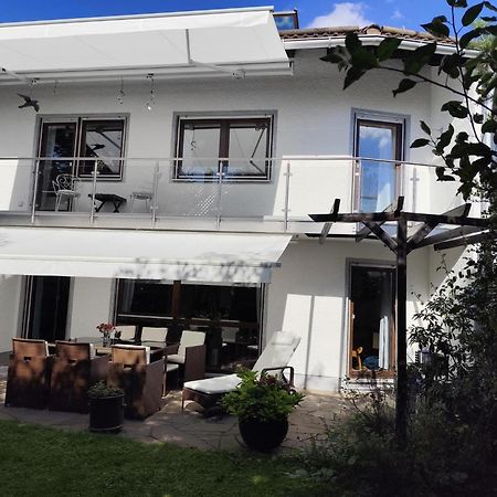 Elegant-Terraced-House-With-Bikes-Near-The-Lake-Children-At-Least-6-A-Old Στάρνμπεργκ Εξωτερικό φωτογραφία