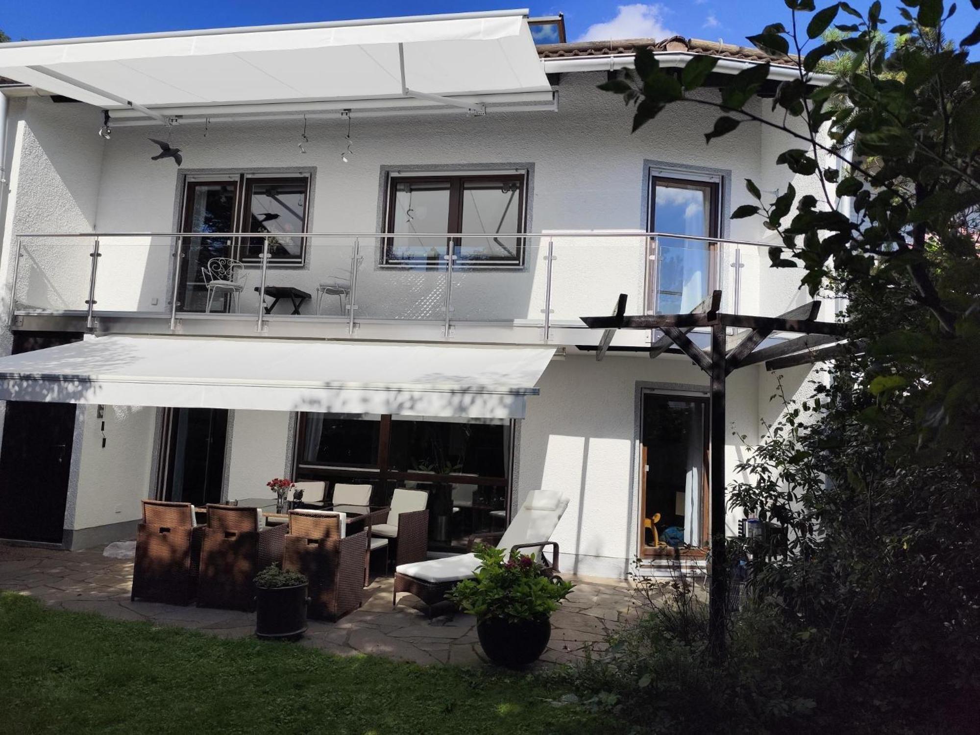 Elegant-Terraced-House-With-Bikes-Near-The-Lake-Children-At-Least-6-A-Old Στάρνμπεργκ Εξωτερικό φωτογραφία